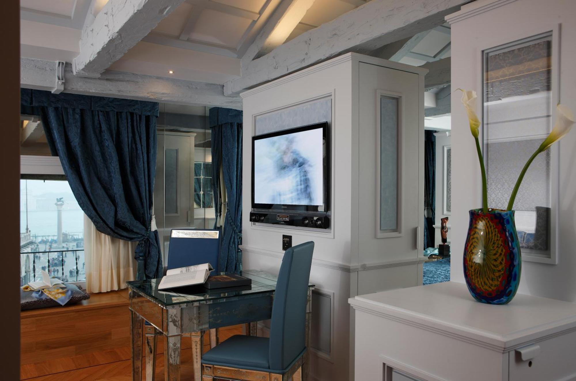Canaletto Luxury Suites - San Marco Luxury เวนิส ภายนอก รูปภาพ